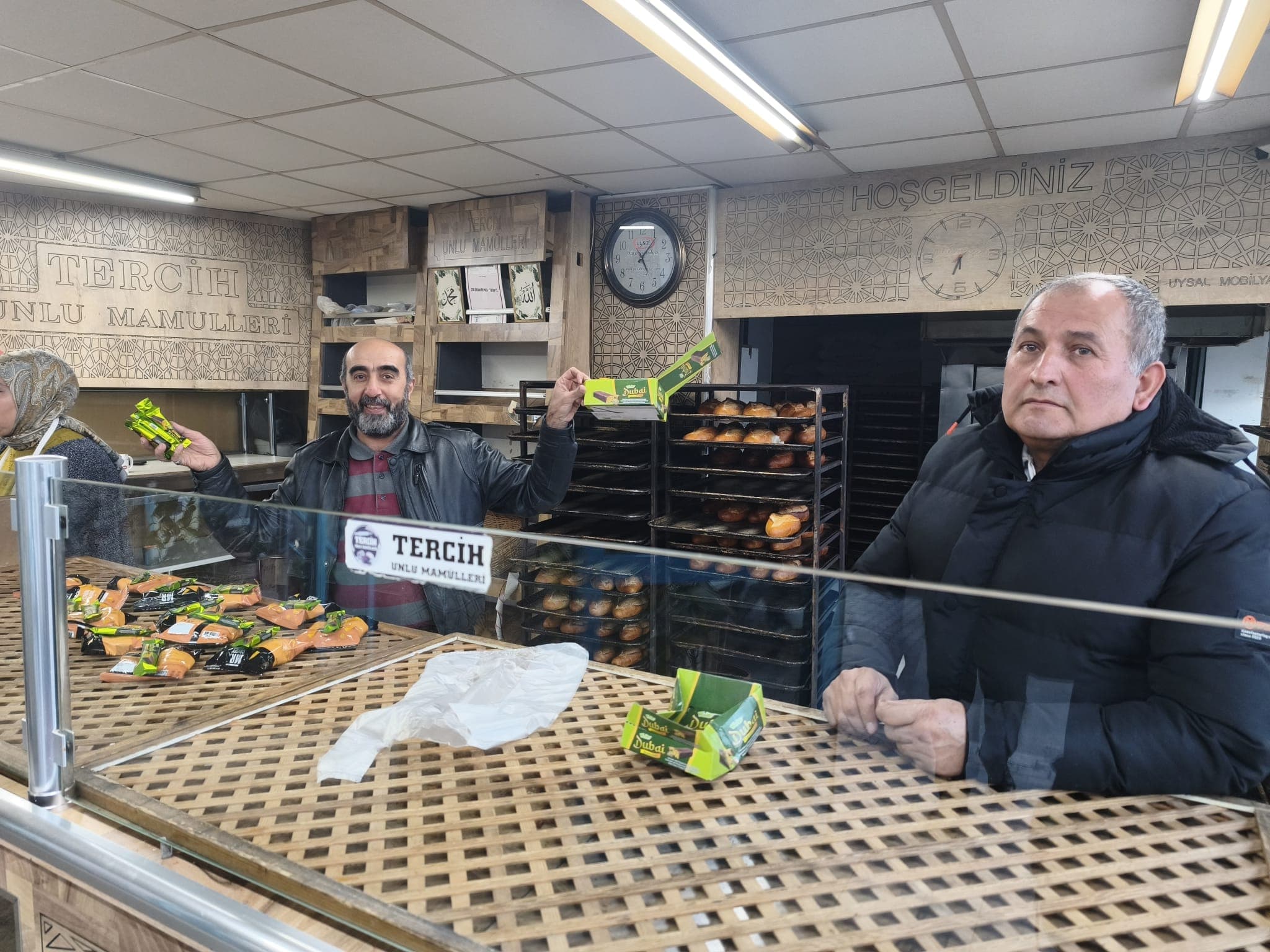 TERCİHTE TERCİH DEĞİŞMEDİ KANDİLDE HEDİYELER DAĞITTI